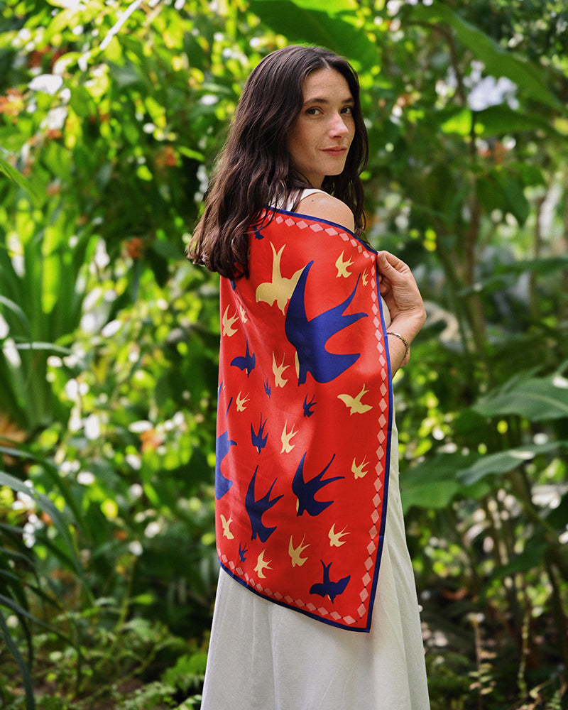 carre de soie rouge luxe femme foulard en soie carre en soie design 